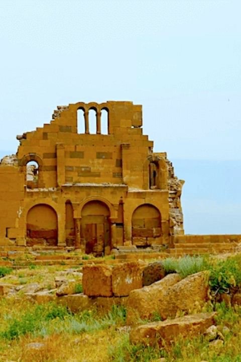 Saint Gayane: A Seventh-Century Church at Echmiadzin