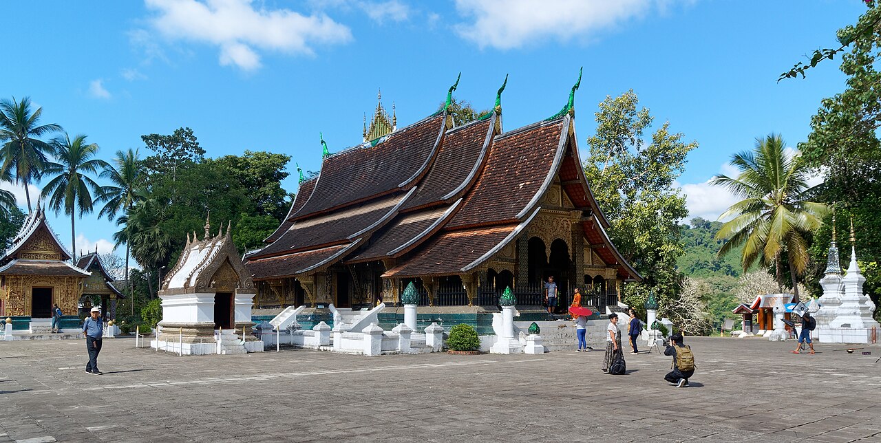 Surrounding temple and Ark, Laos